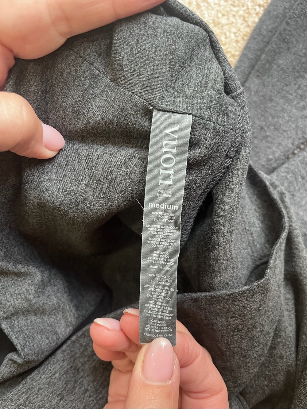 Vuori Charcoal High Rise Performance Leggings Sz Medium - Picture 6 of 7